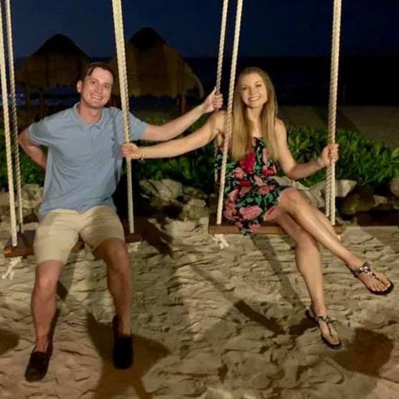 Meet your Posher, Jen - Picture 1 of 1